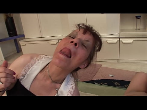 ❤️ Du dapîr û bapîrekî wan sê kes in ️ Pornoya rûsî li ku.sexvideogif.ru ﹏